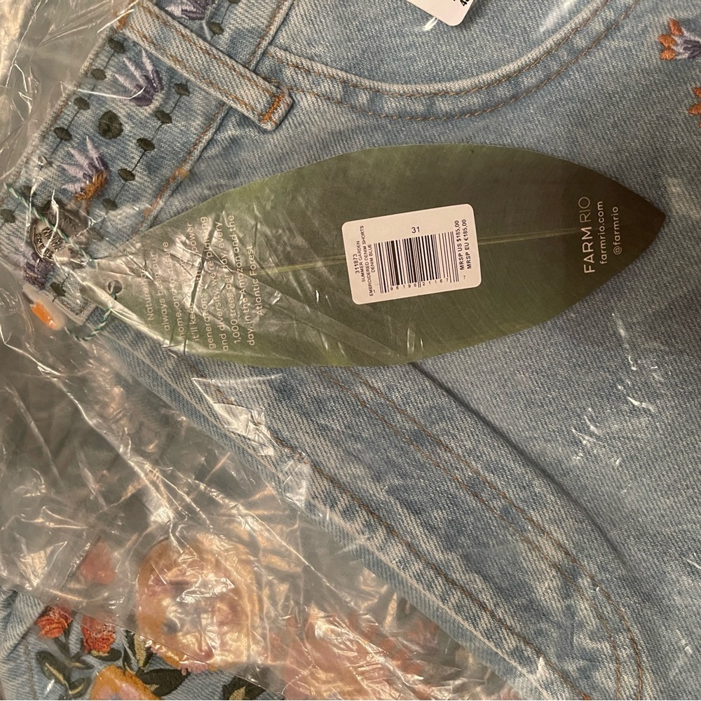 NWT FARM RIO Summer Garden Floral Embroidered Denim Shorts SZ: 24-32 - Picture 8 of 16